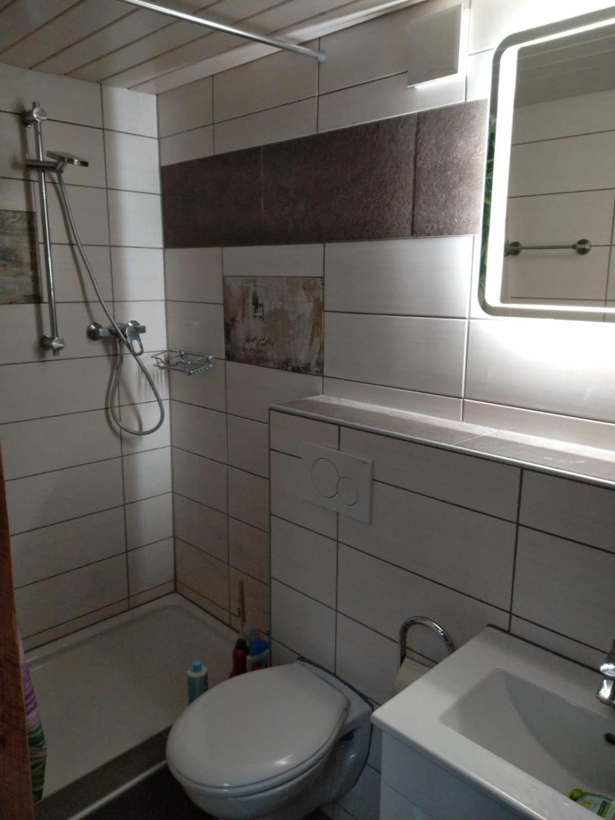 Charmantes Western-zimmer Mit Veranda Auf Dem Raihof Farm stay Nenzlingen
